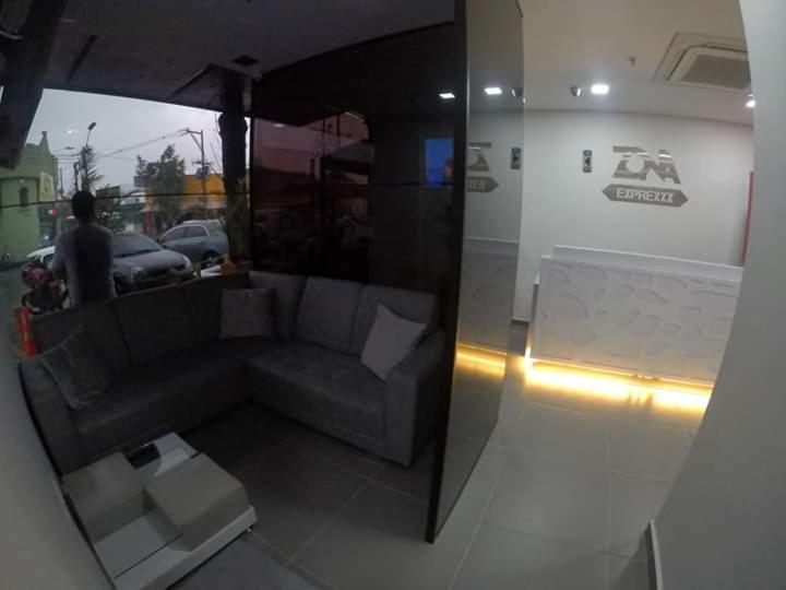 Hotel Zona Express Sandiego 메딜린 외부 사진