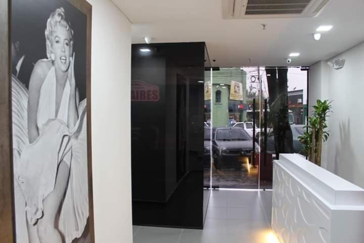 Hotel Zona Express Sandiego 메딜린 외부 사진